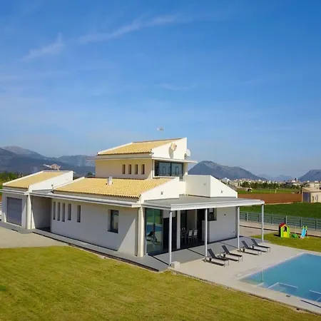 Modern Near Platjas De Muro Villa *